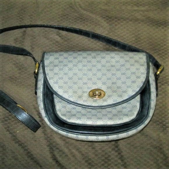 ❤️GUCCI Micro G Logo Navy Canvas Leather Coated Canvas Flap Crossbody Purse - Picture 1 of 8